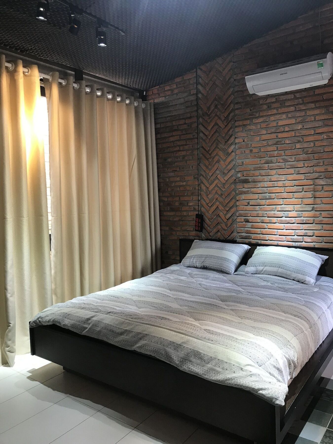 Ngoi House 호텔 다낭 외부 사진